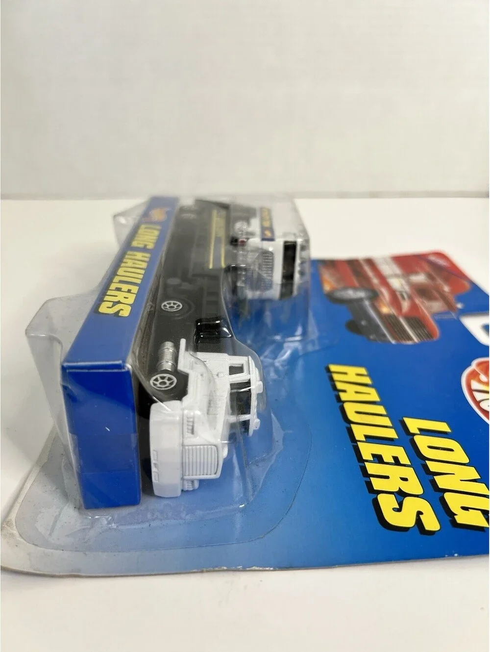 Hot Wheels - Long Haulers - Auto City Tow Truck & Transporter